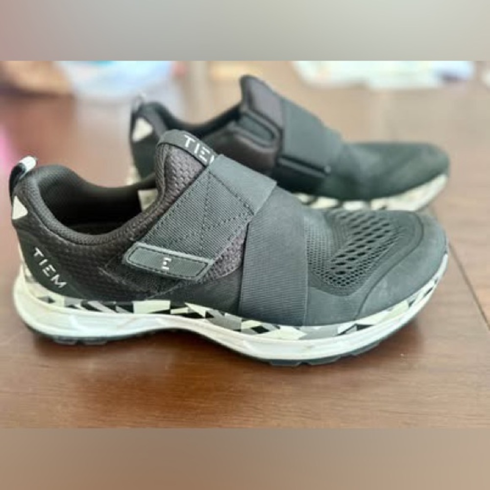TIEM CYCLING/SPIN SHOES